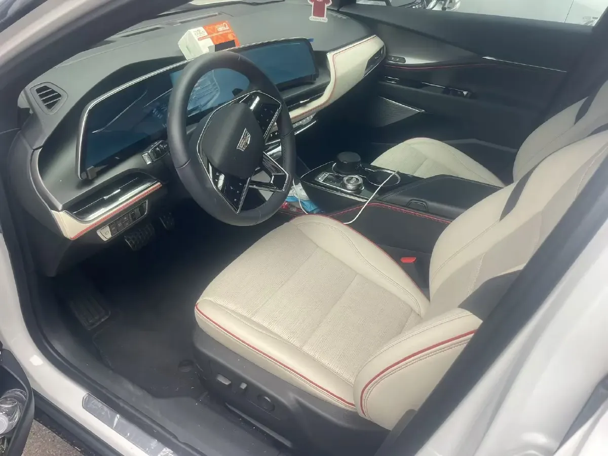 2023 Cadillac GT4 1.5T 211HP L4 9AT,autocango,china used car exporter,china ev exporter,chinese used car exporter,chinese used ev exporter