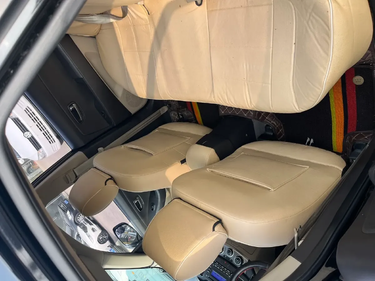 2015 Hyundai Celesta 1.6L 123HP L4 5MT,autocango,china used car exporter,china ev exporter,chinese used car exporter,chinese used ev exporter