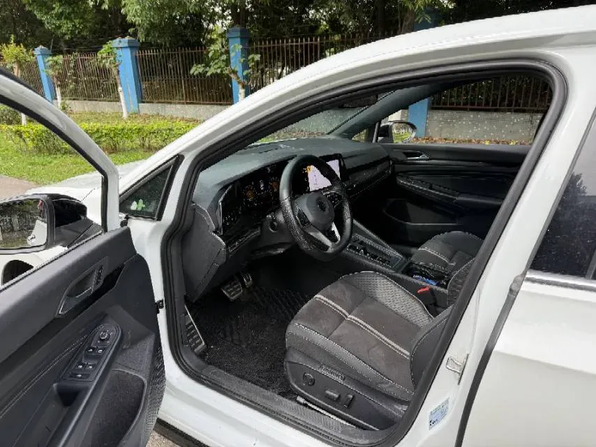 2023 Volkswagen Golf 1.4T 150HP L4 7DCT,autocango,china used car exporter,china ev exporter,chinese used car exporter,chinese used ev exporter