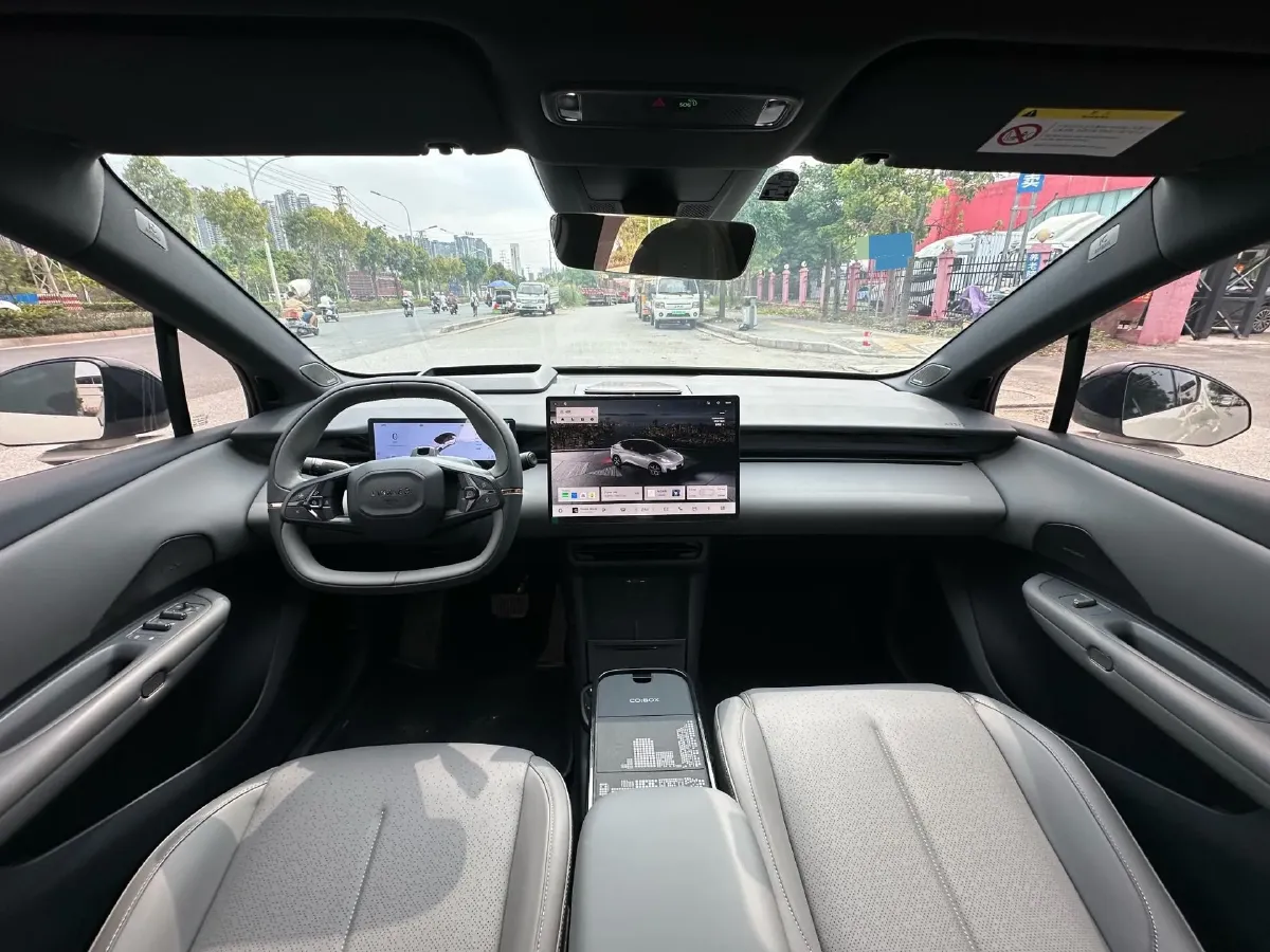 2025 Dongfeng Z9 2.0T 258HP L4 8AT,autocango,china used car exporter,china ev exporter,chinese used car exporter,chinese used ev exporter