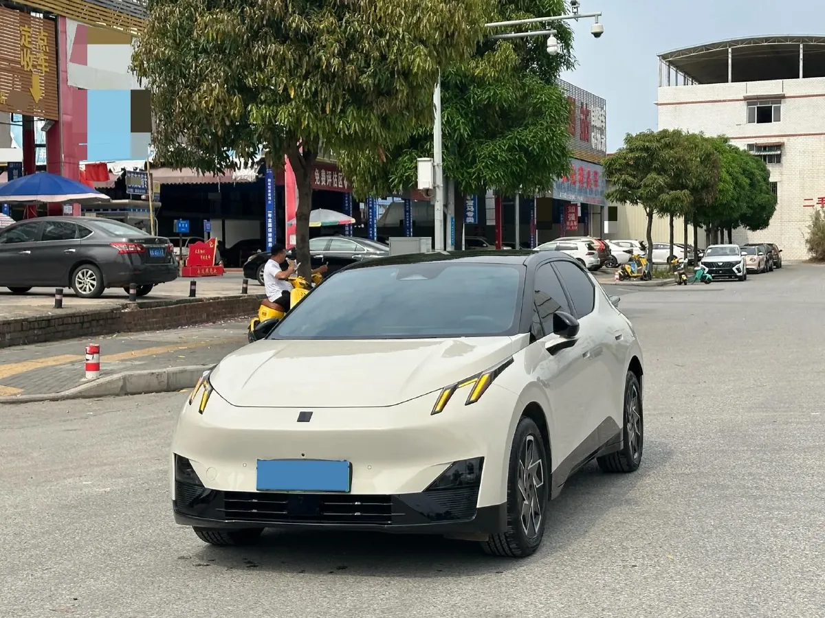 2025 Dongfeng Z9 2.0T 258HP L4 8AT,autocango,china used car exporter,china ev exporter,chinese used car exporter,chinese used ev exporter