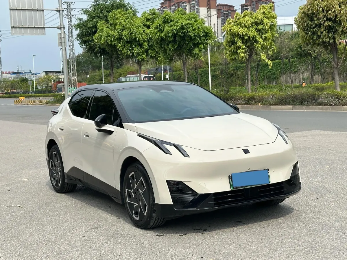 2025 Dongfeng Z9 2.0T 258HP L4 8AT,autocango,china used car exporter,china ev exporter,chinese used car exporter,chinese used ev exporter