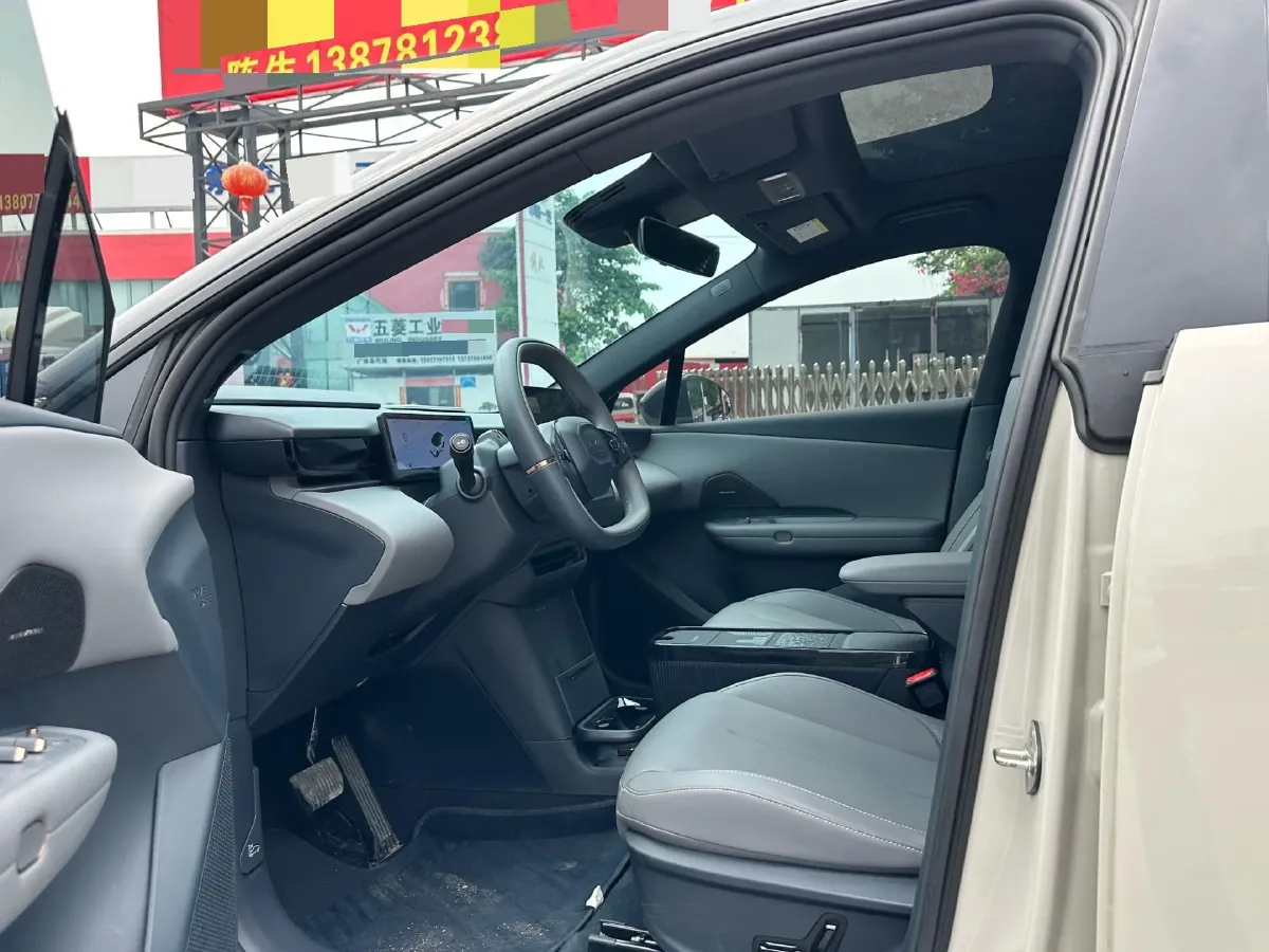 2025 Dongfeng Z9 2.0T 258HP L4 8AT,autocango,china used car exporter,china ev exporter,chinese used car exporter,chinese used ev exporter