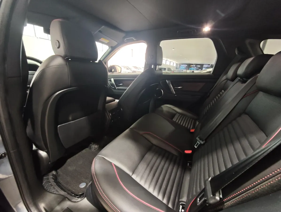 2020 Land Rover Discovery Sport 2.0T 249HP L4 9AT,autocango,china used car exporter,china ev exporter,chinese used car exporter,chinese used ev exporter