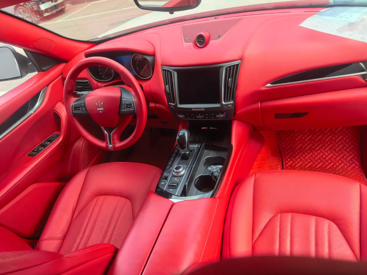 2018 Maserati Levante 3.0T 350HP V6 8AT,autocango,china used car exporter,china ev exporter,chinese used car exporter,chinese used ev exporter