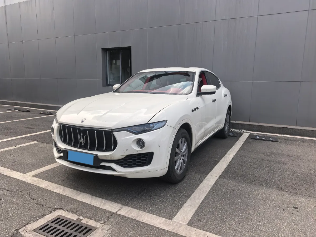 2018 Maserati Levante 3.0T 350HP V6 8AT,autocango,china used car exporter,china ev exporter,chinese used car exporter,chinese used ev exporter