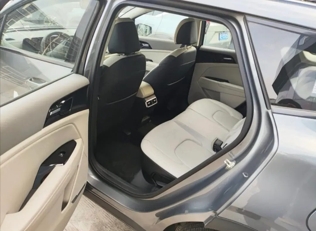 2023 Kia Sportage 1.5T 200HP L4 8AT,autocango,china used car exporter,china ev exporter,chinese used car exporter,chinese used ev exporter