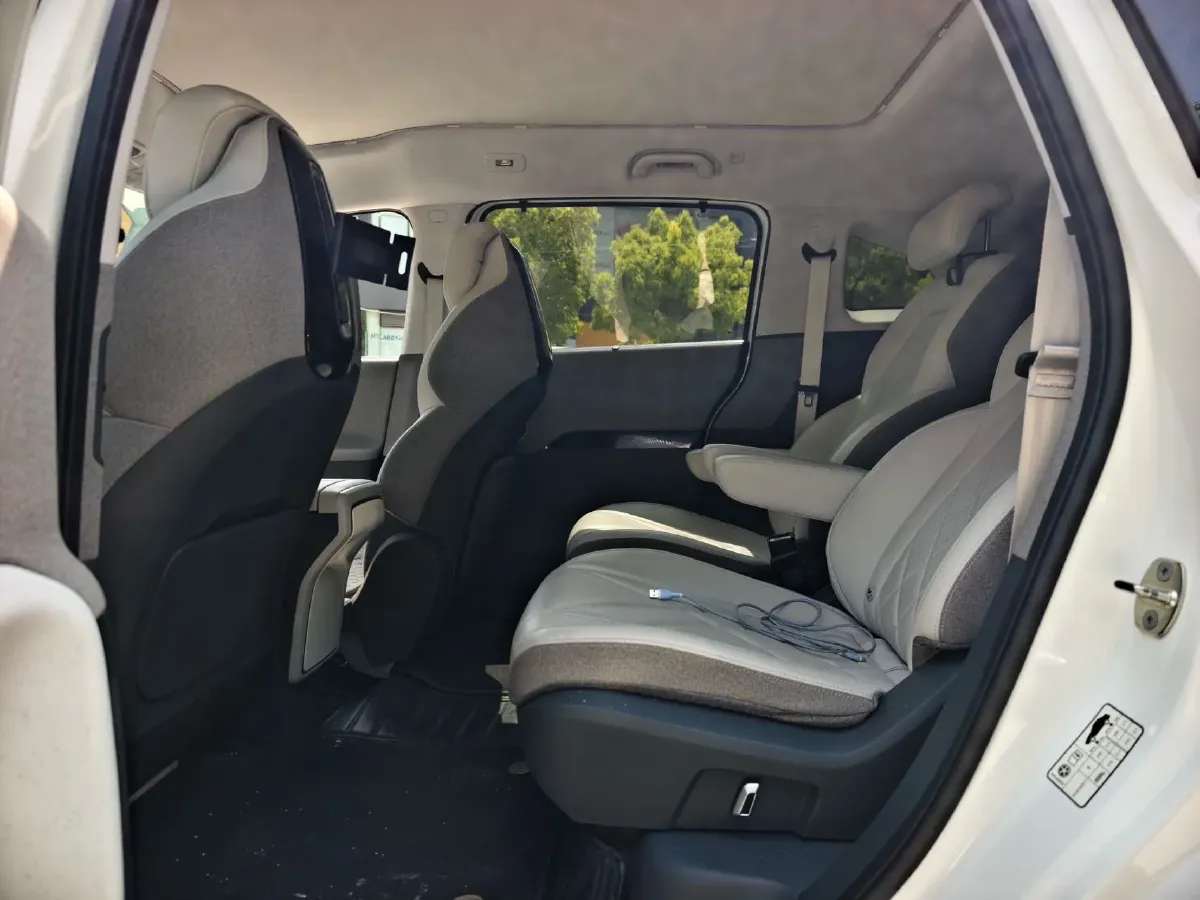 2023 JAC T8 2.0T 170HP L4 8AT,autocango,china used car exporter,china ev exporter,chinese used car exporter,chinese used ev exporter