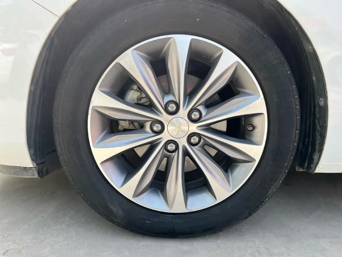 2021 Chevrolet Monza 1.5L 113HP L4 6AT,autocango,china used car exporter,china ev exporter,chinese used car exporter,chinese used ev exporter