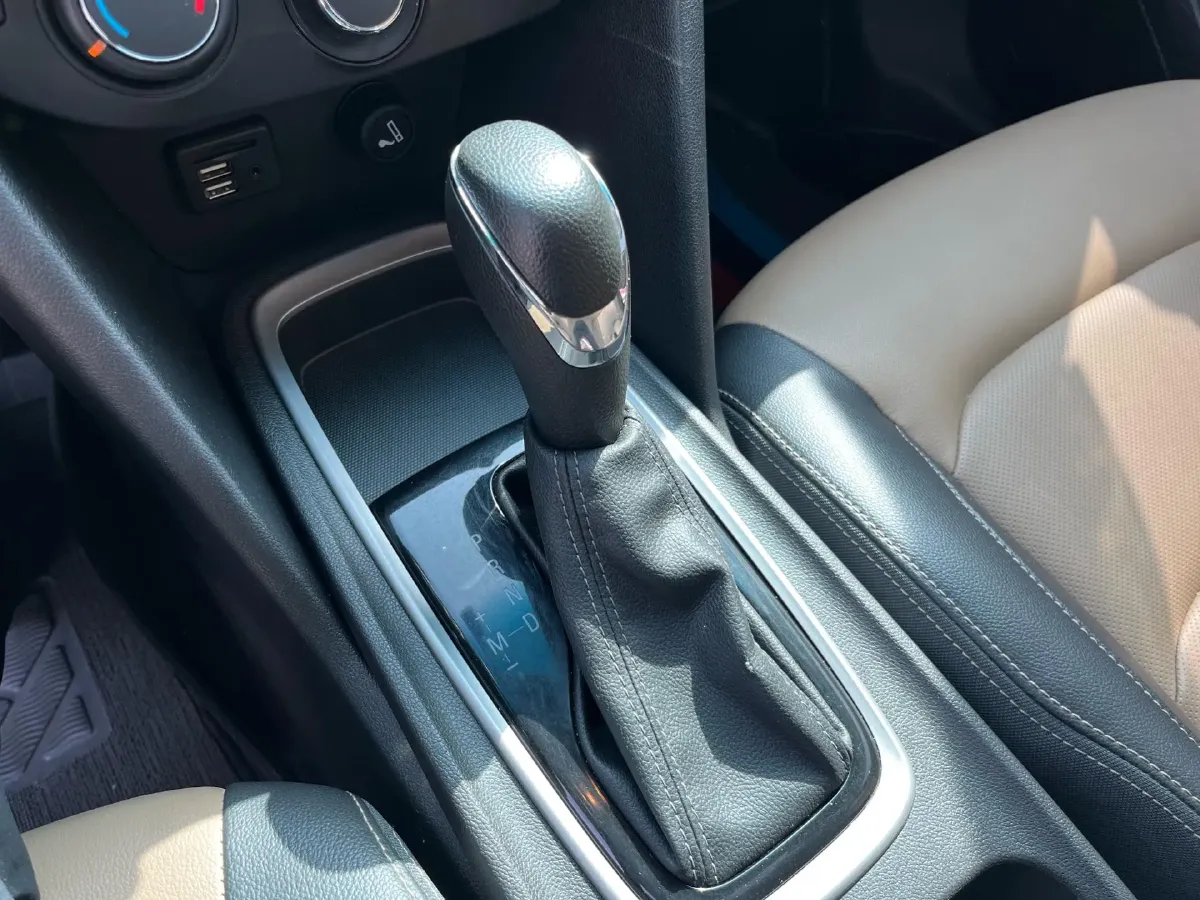 2021 Chevrolet Monza 1.5L 113HP L4 6AT,autocango,china used car exporter,china ev exporter,chinese used car exporter,chinese used ev exporter