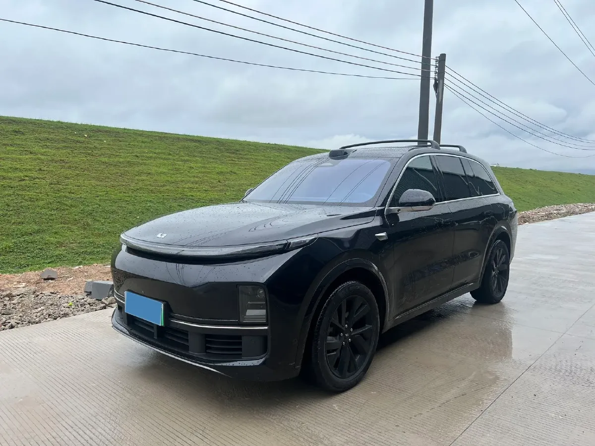 2023 Li L8 Range Extended 154HP REEV 40.9KWH,autocango,china used car exporter,china ev exporter,chinese used car exporter,chinese used ev exporter