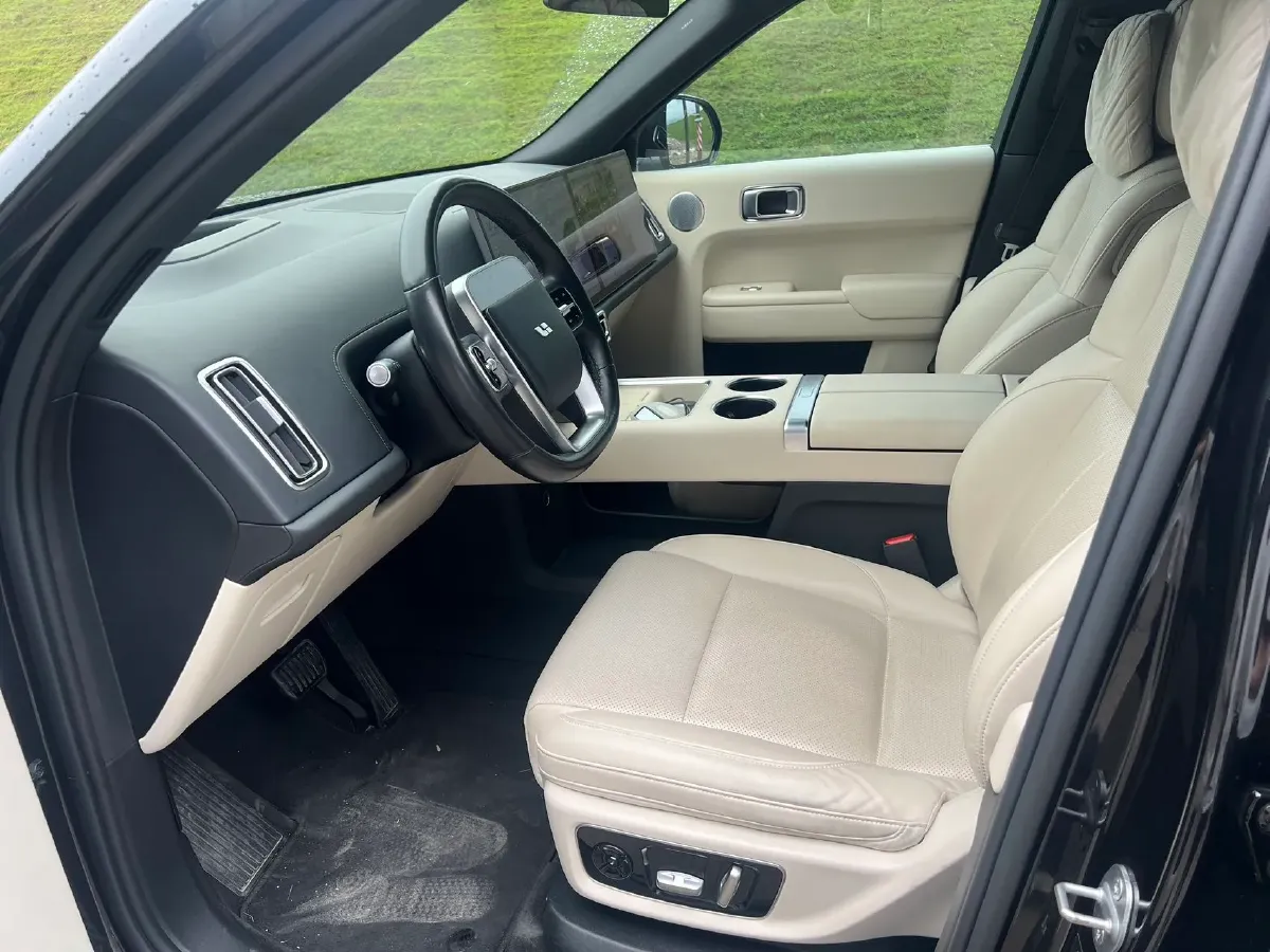 2023 Li L8 Range Extended 154HP REEV 40.9KWH,autocango,china used car exporter,china ev exporter,chinese used car exporter,chinese used ev exporter