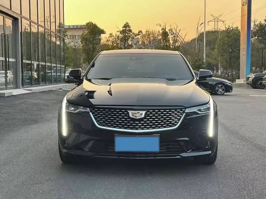 2022 Cadillac CT4 2.0T 237HP L4 8AT,autocango,china used car exporter,china ev exporter,chinese used car exporter,chinese used ev exporter