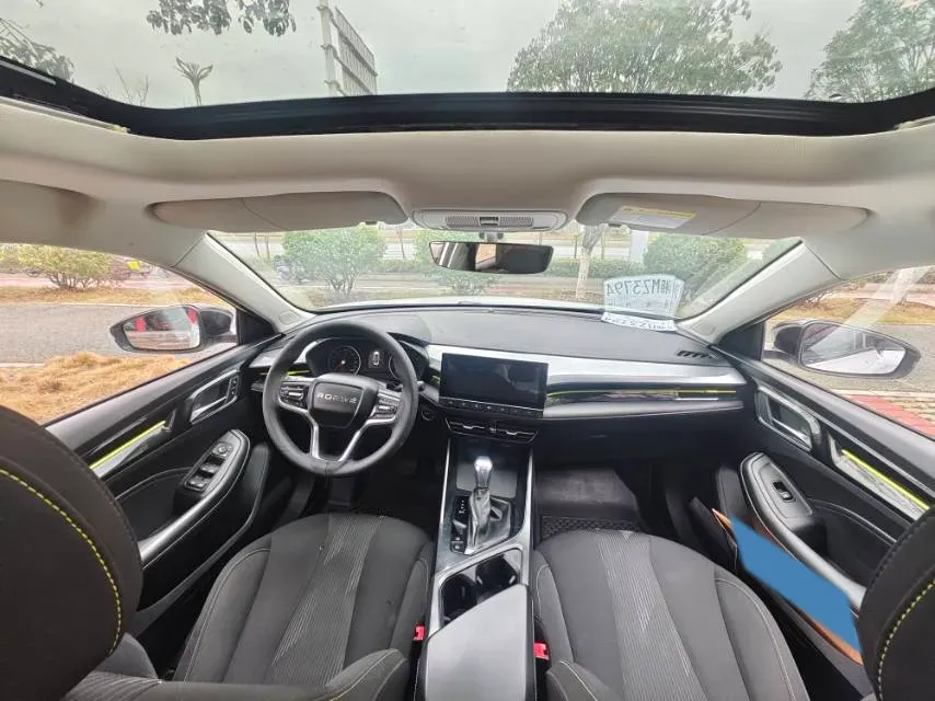 2021 Roewe i5 1.5L 120HP L4 CVT,autocango,china used car exporter,china ev exporter,chinese used car exporter,chinese used ev exporter