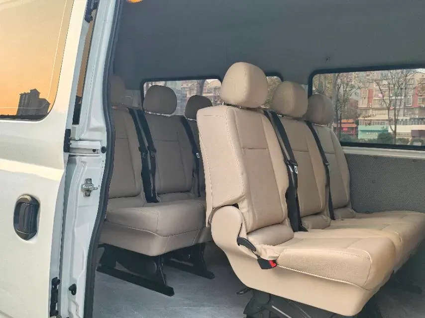 2021 MAXUS XinTu V80 2.0T 139HP L4 6MT,autocango,china used car exporter,china ev exporter,chinese used car exporter,chinese used ev exporter