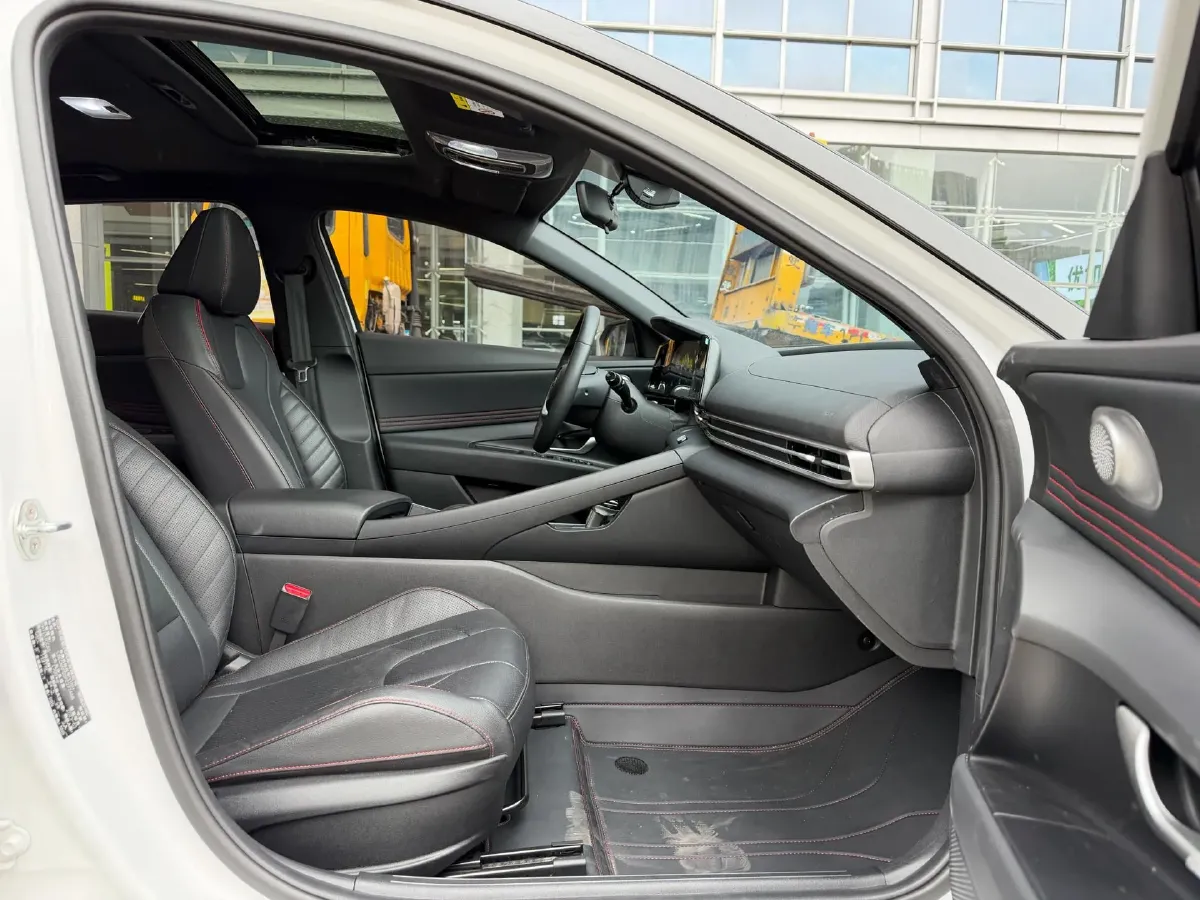 2023 Hyundai Elantra 1.5L 115HP L4 CVT,autocango,china used car exporter,china ev exporter,chinese used car exporter,chinese used ev exporter