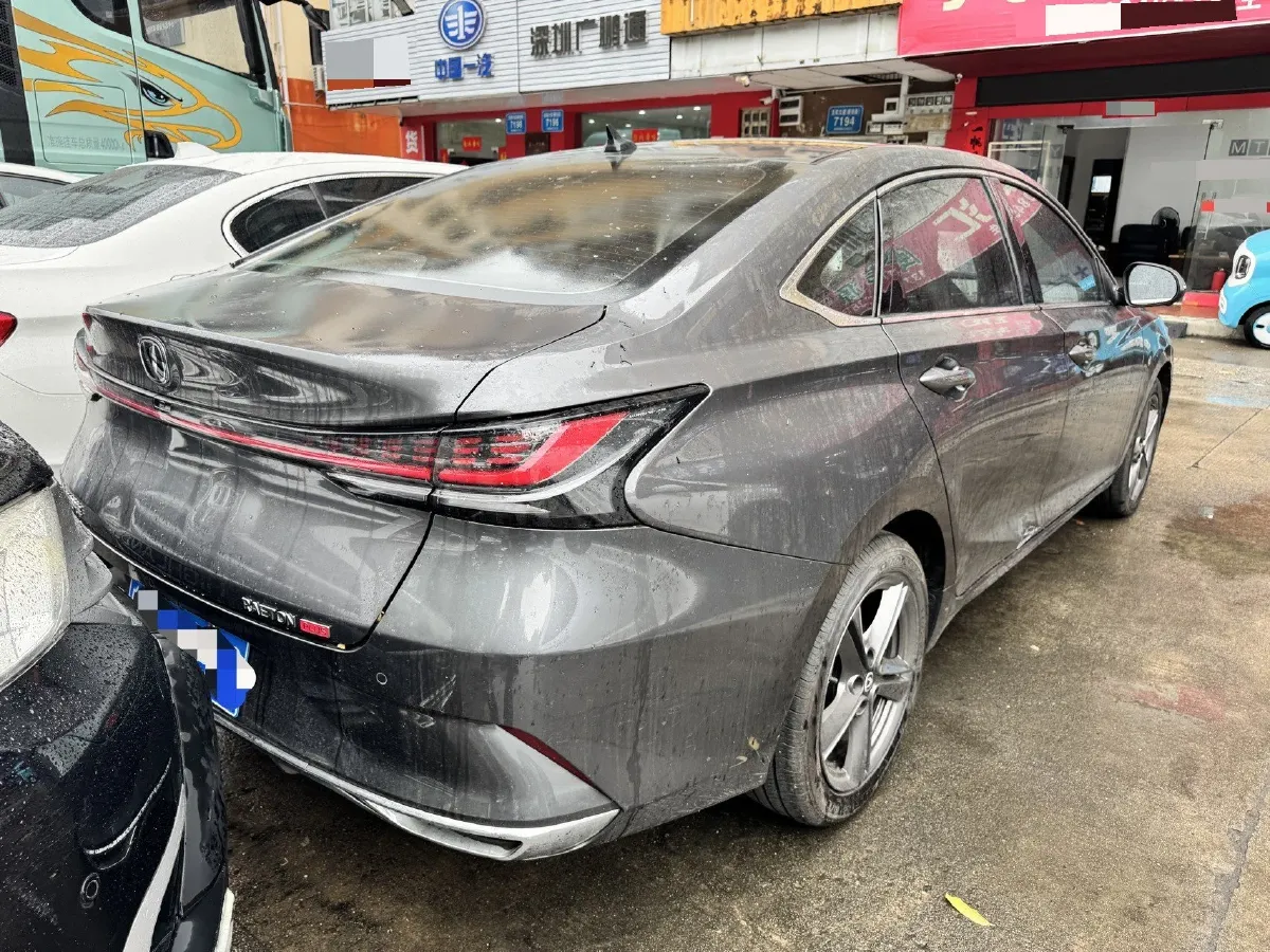 2024 ChangAn Raeton Plus 1.5T 188HP L4 7DCT,autocango,china used car exporter,china ev exporter,chinese used car exporter,chinese used ev exporter