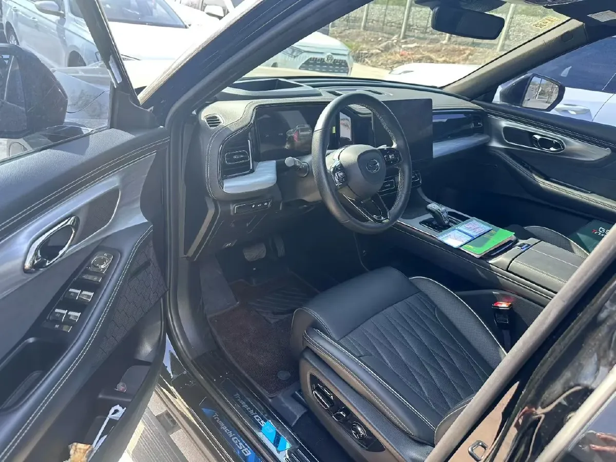 2022 GAC Trumpchi GS8 2.0T 190HP L4 E-CVT Hybrid,autocango,china used car exporter,china ev exporter,chinese used car exporter,chinese used ev exporter