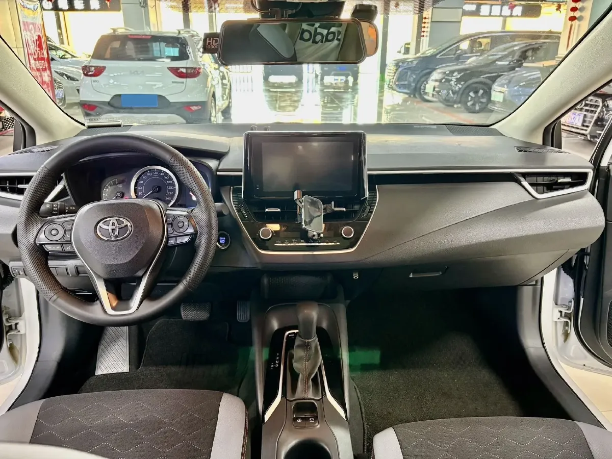 2021 Toyota Corolla 1.2T 116HP L4 CVT,autocango,china used car exporter,china ev exporter,chinese used car exporter,chinese used ev exporter