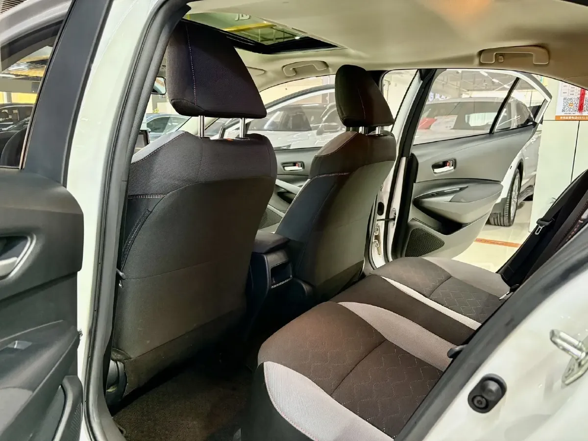 2021 Toyota Corolla 1.2T 116HP L4 CVT,autocango,china used car exporter,china ev exporter,chinese used car exporter,chinese used ev exporter