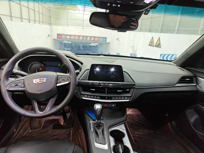 2021 Cadillac CT4 2.0T 237HP L4 8AT,autocango,china used car exporter,china ev exporter,chinese used car exporter,chinese used ev exporter