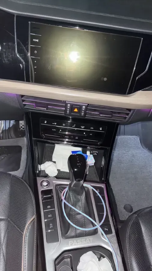 2021 Volkswagen Passat 2.0T 186HP L4 7DCT,autocango,china used car exporter,china ev exporter,chinese used car exporter,chinese used ev exporter