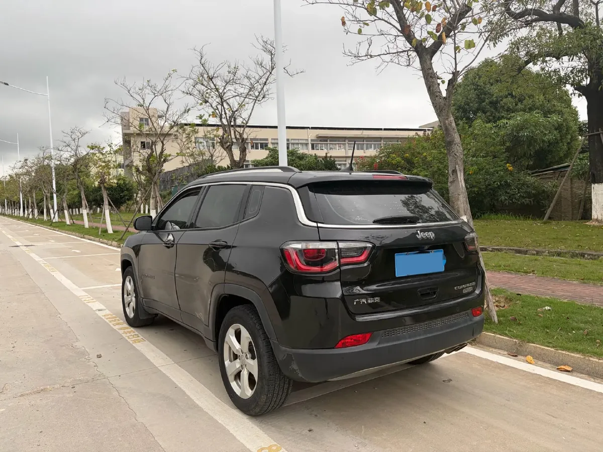 2019 Jeep Compass 1.3T 173HP L4 7DCT,autocango,china used car exporter,china ev exporter,chinese used car exporter,chinese used ev exporter