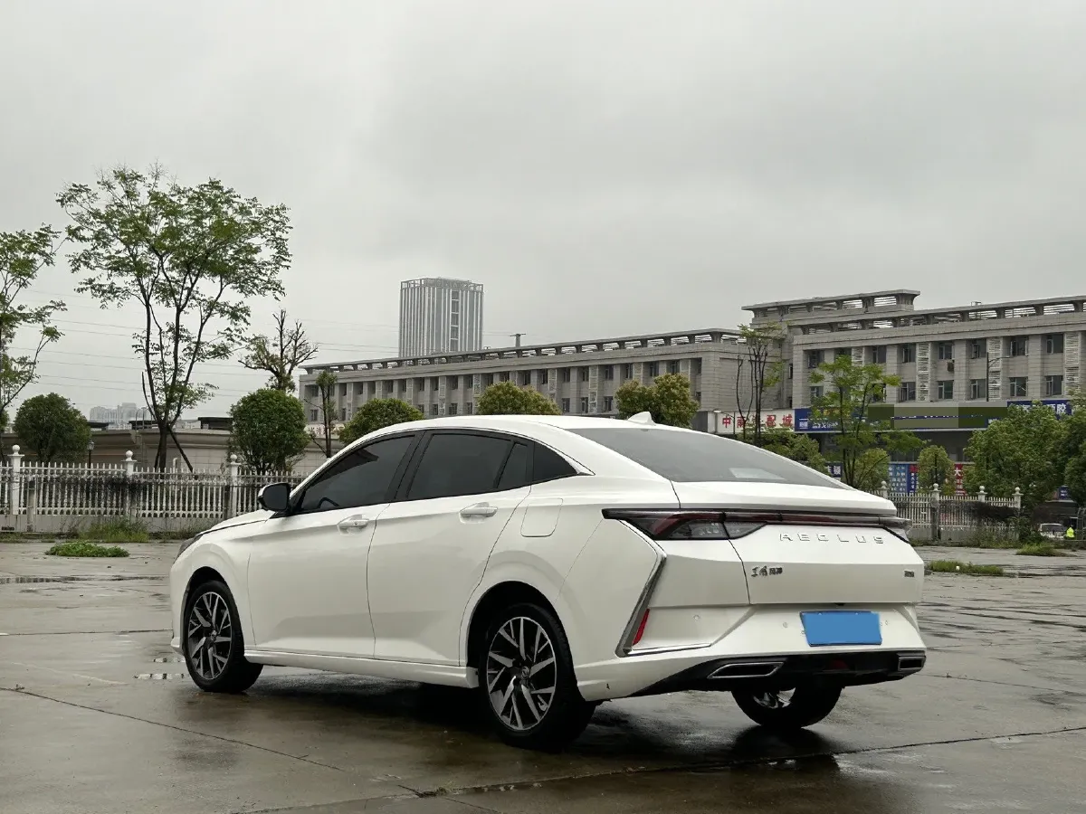 2020 DongFeng Aeolus YiXuan 1.5T 150HP L4 6DCT,autocango,china used car exporter,china ev exporter,chinese used car exporter,chinese used ev exporter