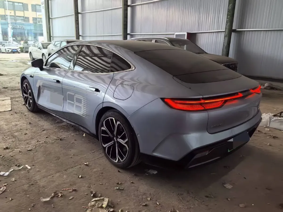 2025 Geely Galaxy E8 BEV 76KWH,autocango,china used car exporter,china ev exporter,chinese used car exporter,chinese used ev exporter