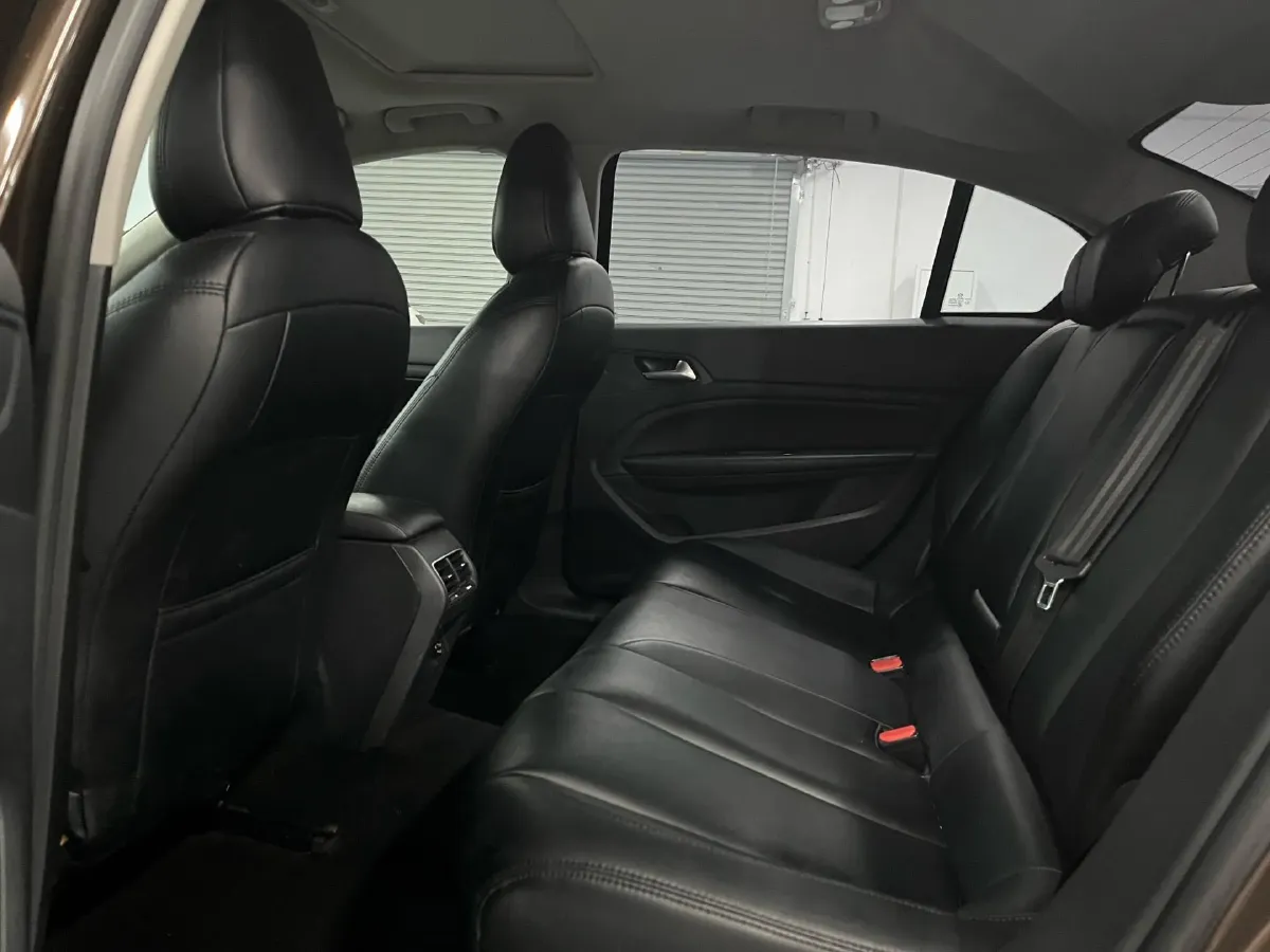 2018 Peugeot 408 1.2T 136HP L3 6AT,autocango,china used car exporter,china ev exporter,chinese used car exporter,chinese used ev exporter