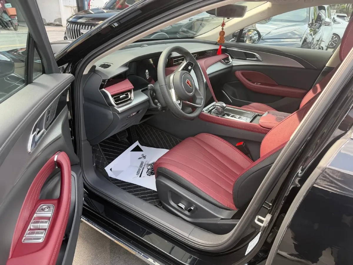 2024 HongQi H5 1.5T 169HP L4 7DCT,autocango,china used car exporter,china ev exporter,chinese used car exporter,chinese used ev exporter