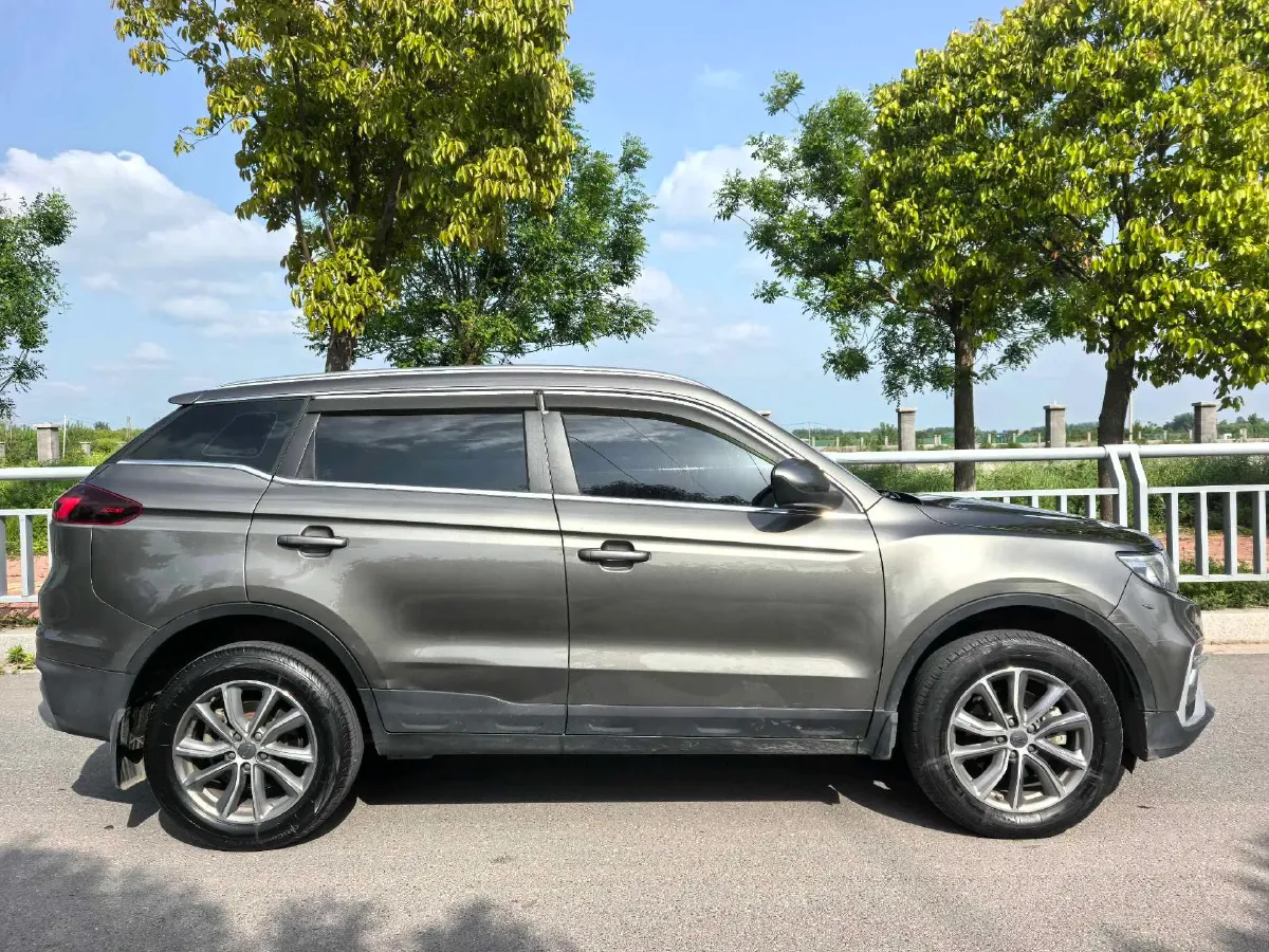 2021 Geely JiaJi 1.8T 184HP L4 7DCT,autocango,china used car exporter,china ev exporter,chinese used car exporter,chinese used ev exporter