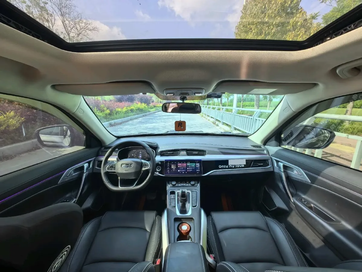 2021 Geely JiaJi 1.8T 184HP L4 7DCT,autocango,china used car exporter,china ev exporter,chinese used car exporter,chinese used ev exporter