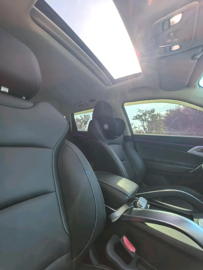 2021 Geely JiaJi 1.8T 184HP L4 7DCT,autocango,china used car exporter,china ev exporter,chinese used car exporter,chinese used ev exporter