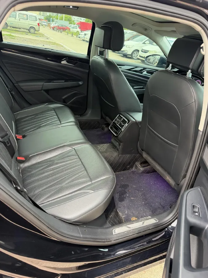 2023 Volkswagen Passat 2.0T 186HP L4 7DCT,autocango,china used car exporter,china ev exporter,chinese used car exporter,chinese used ev exporter