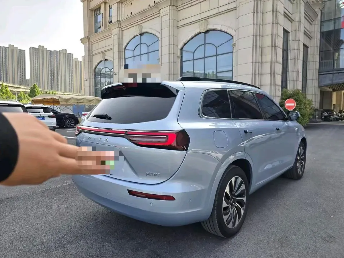 2024 AITO AITO M7 1.5T 152HP L4 REEV 40KWH,autocango,china used car exporter,china ev exporter,chinese used car exporter,chinese used ev exporter