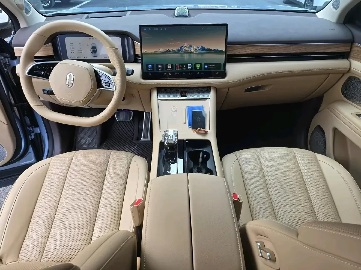 2024 AITO AITO M7 1.5T 152HP L4 REEV 40KWH,autocango,china used car exporter,china ev exporter,chinese used car exporter,chinese used ev exporter