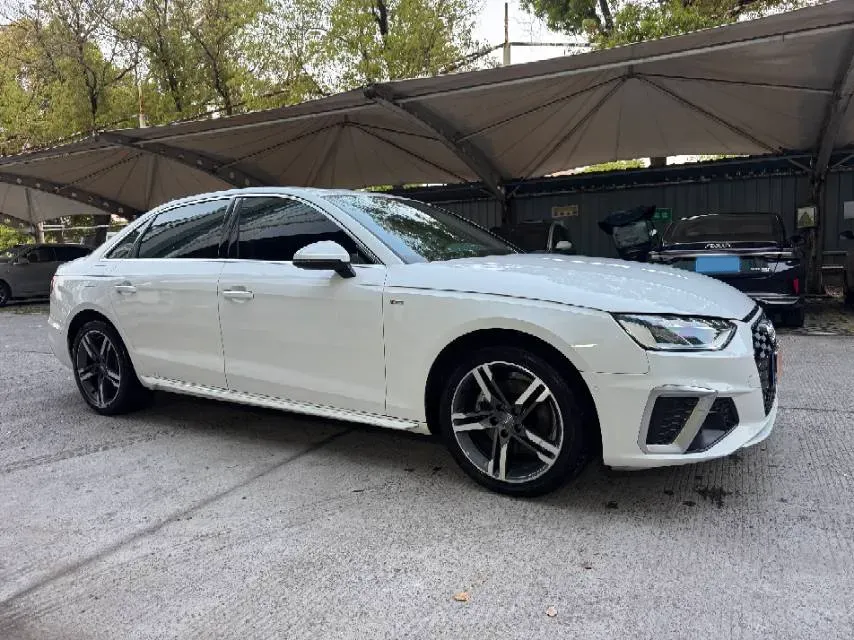 2020 Audi A4L 2.0T 190HP L4 7DCT,autocango,china used car exporter,china ev exporter,chinese used car exporter,chinese used ev exporter