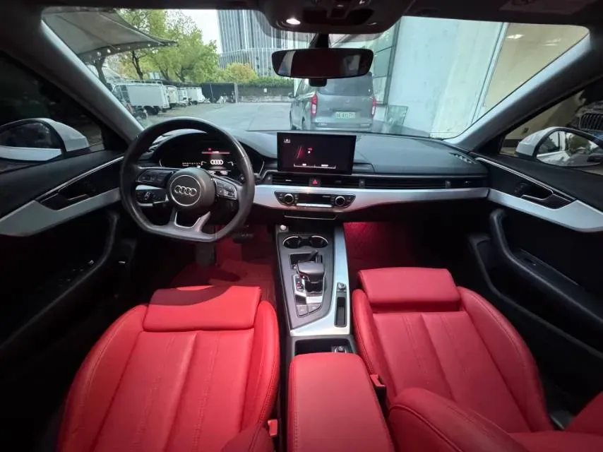 2020 Audi A4L 2.0T 190HP L4 7DCT,autocango,china used car exporter,china ev exporter,chinese used car exporter,chinese used ev exporter