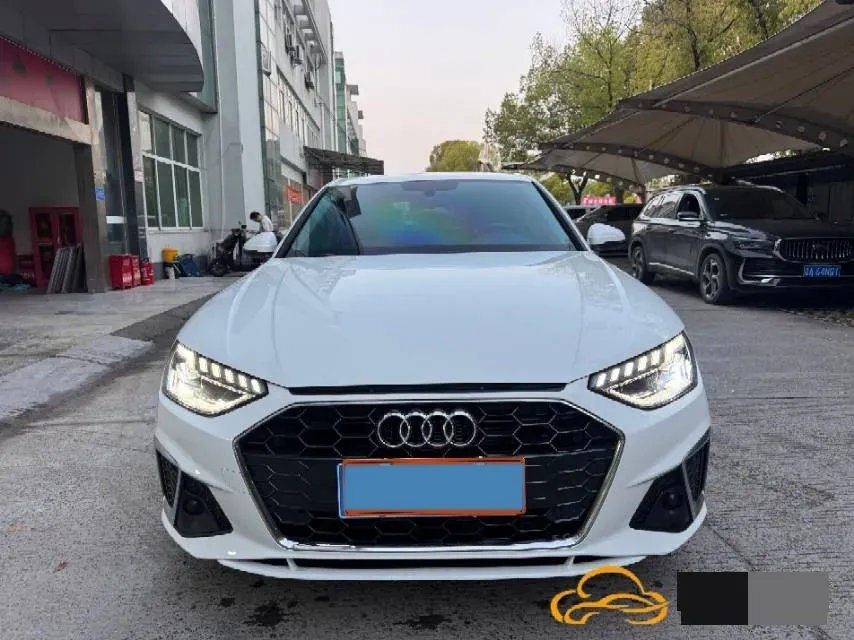 2020 Audi A4L 2.0T 190HP L4 7DCT,autocango,china used car exporter,china ev exporter,chinese used car exporter,chinese used ev exporter