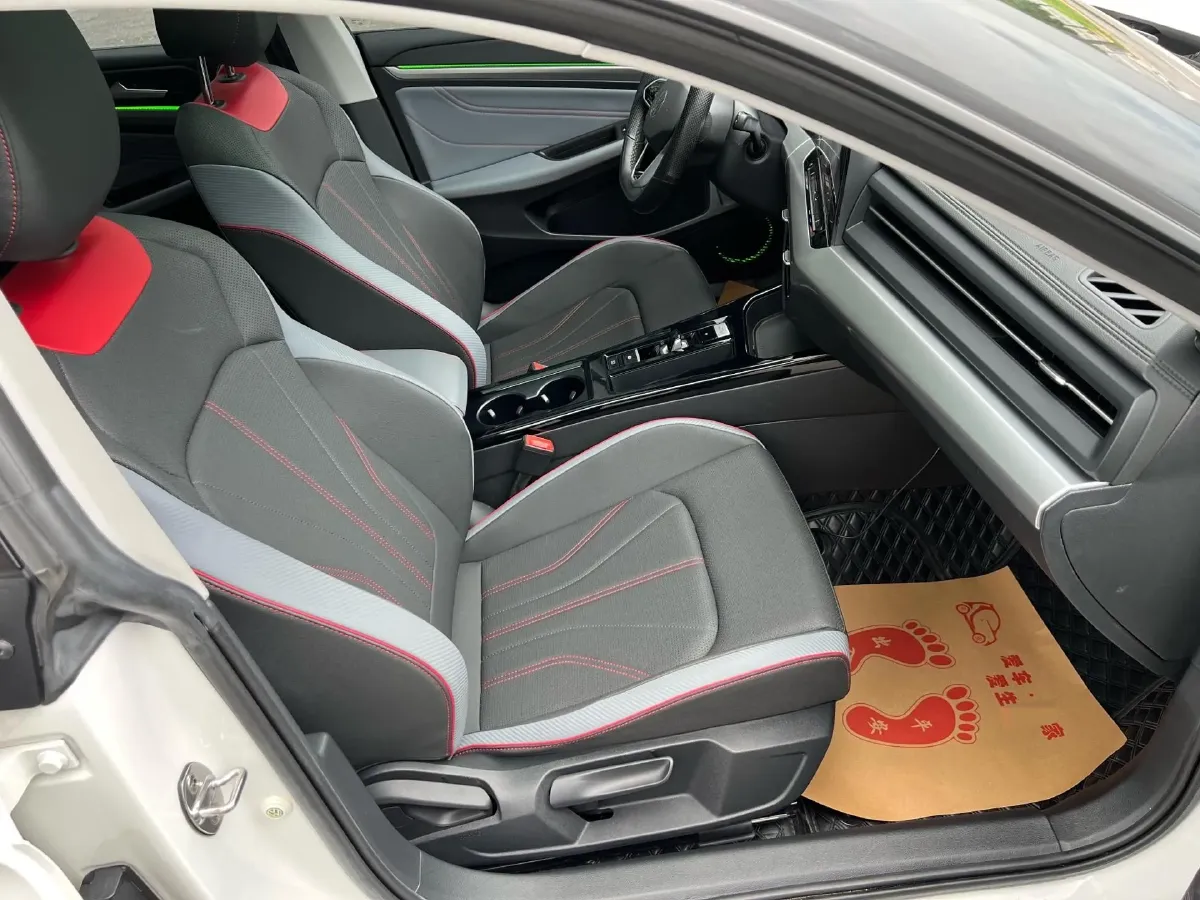 2022 Volkswagen Lavida 1.4T 150HP L4 7DCT,autocango,china used car exporter,china ev exporter,chinese used car exporter,chinese used ev exporter