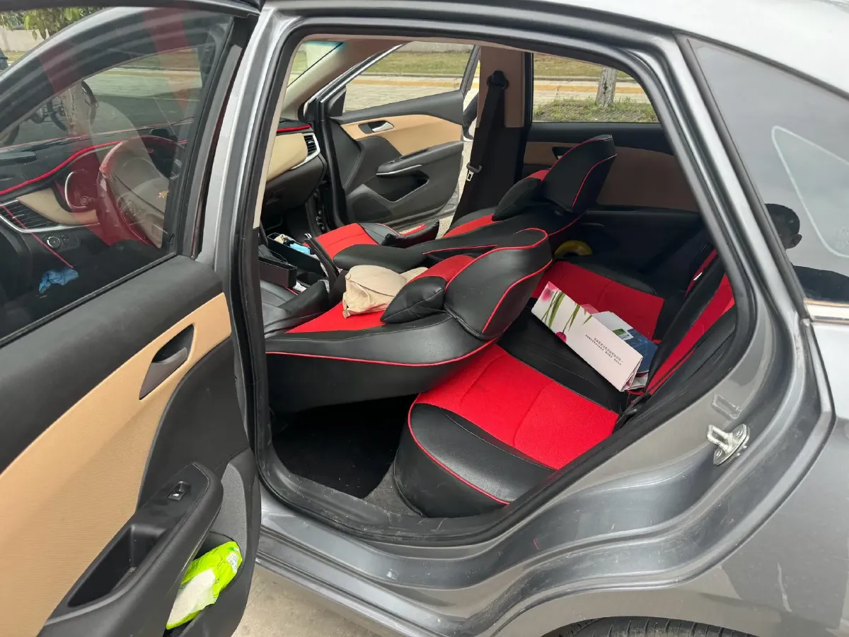 2022 Chevrolet Monza 1.5L 113HP L4 6AT,autocango,china used car exporter,china ev exporter,chinese used car exporter,chinese used ev exporter