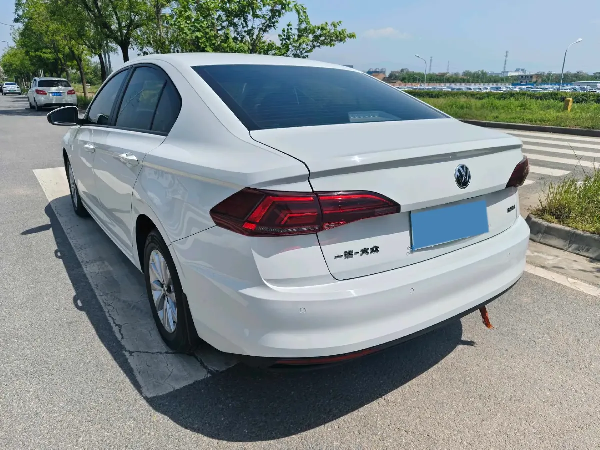 2019 Bestune T77 1.2T 143HP L4 7DCT,autocango,china used car exporter,china ev exporter,chinese used car exporter,chinese used ev exporter