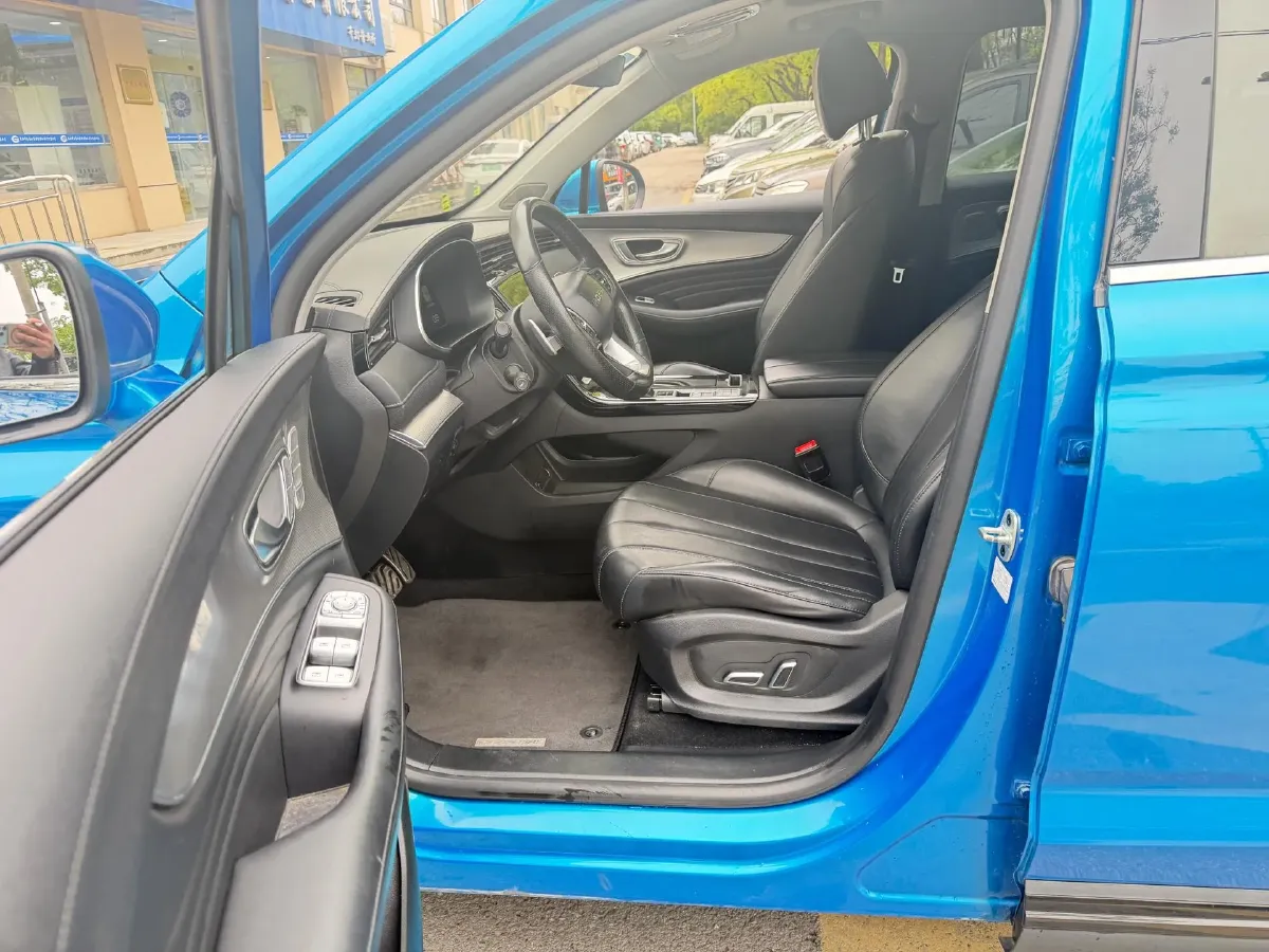 2021 Roewe RX5 MAX 2.0T 231HP L4 6DCT,autocango,china used car exporter,china ev exporter,chinese used car exporter,chinese used ev exporter