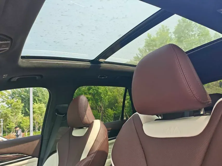 2021 Geely Monjaro 2.0T 218HP L4 7DCT,autocango,china used car exporter,china ev exporter,chinese used car exporter,chinese used ev exporter