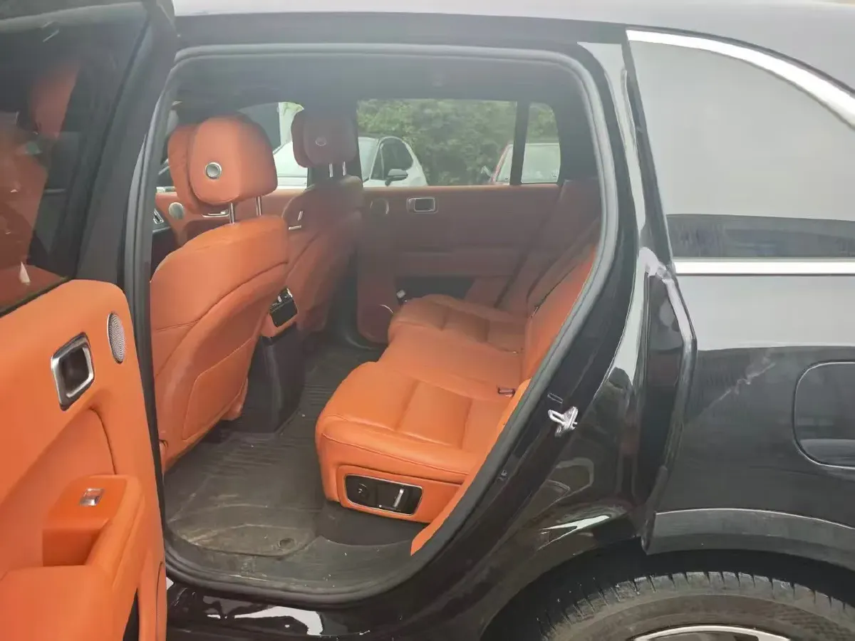 2024 Li L8 Range Extended 154HP REEV 42.8KWH,autocango,china used car exporter,china ev exporter,chinese used car exporter,chinese used ev exporter