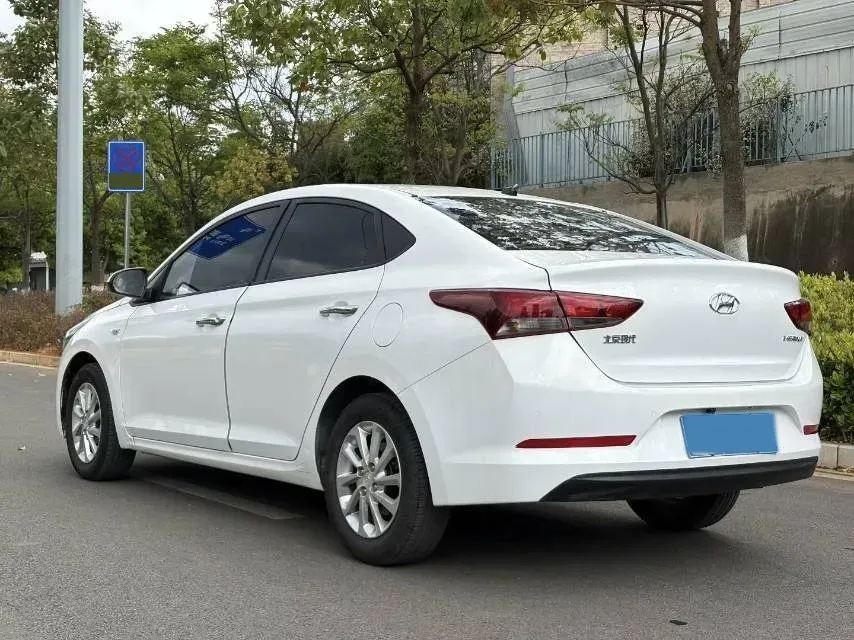 2016 Hyundai Verna 1.4L 100HP L4 6MT,autocango,china used car exporter,china ev exporter,chinese used car exporter,chinese used ev exporter