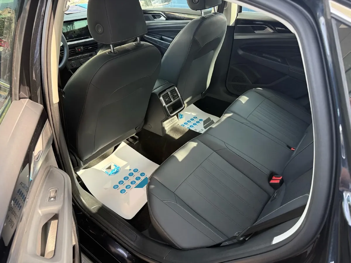 2025 Volkswagen Passat 1.4T 150HP L4 7DCT,autocango,china used car exporter,china ev exporter,chinese used car exporter,chinese used ev exporter