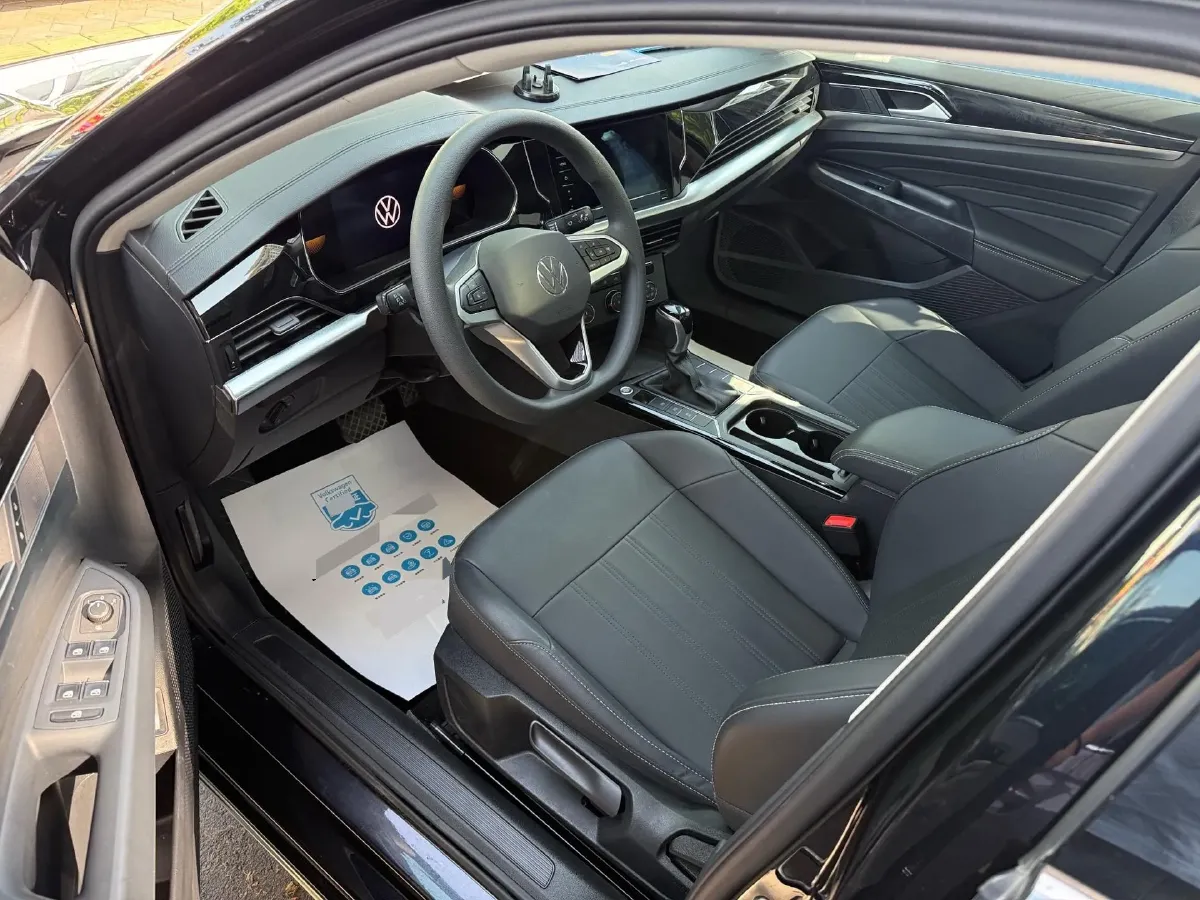 2025 Volkswagen Passat 1.4T 150HP L4 7DCT,autocango,china used car exporter,china ev exporter,chinese used car exporter,chinese used ev exporter