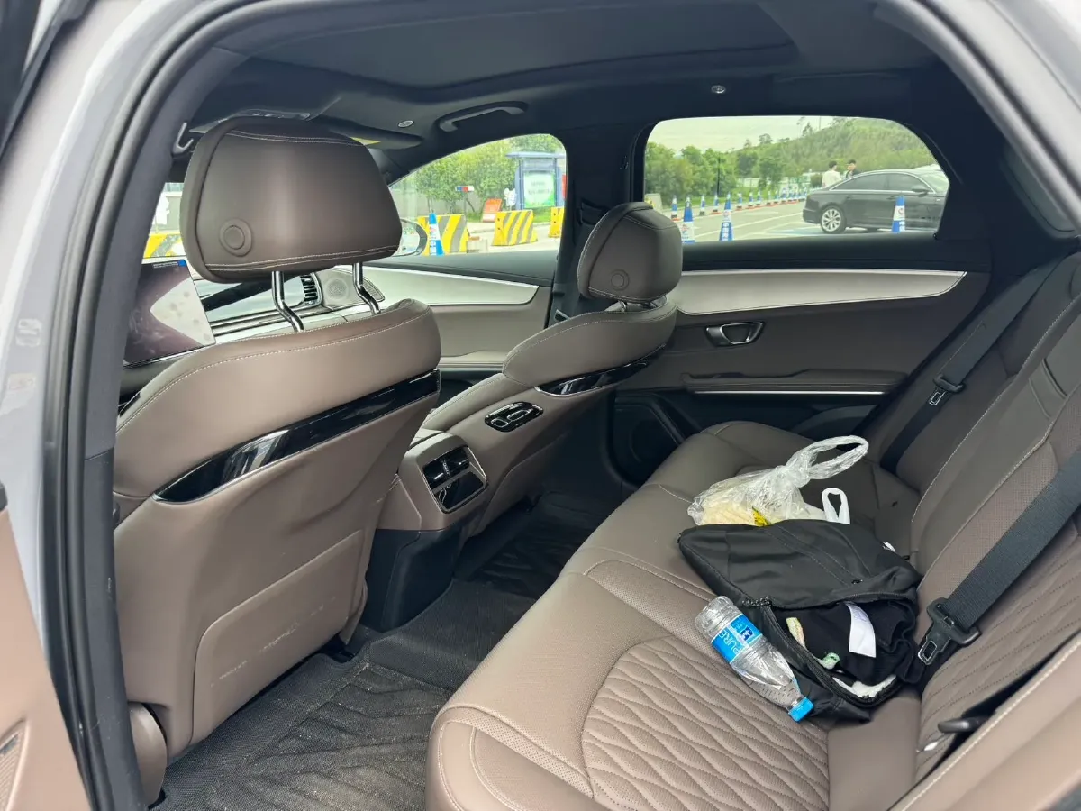 2025 BYD Han 1.5T 156HP L4 E-CVT PHEV,autocango,china used car exporter,china ev exporter,chinese used car exporter,chinese used ev exporter